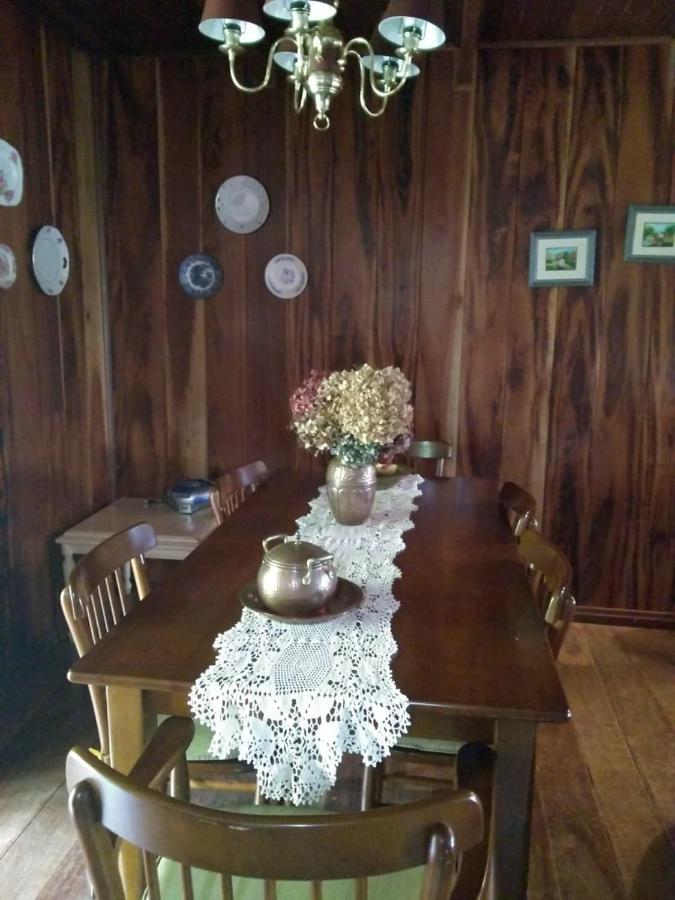 Casa - Flores Encantadas Holiday home Campos do Jordao
